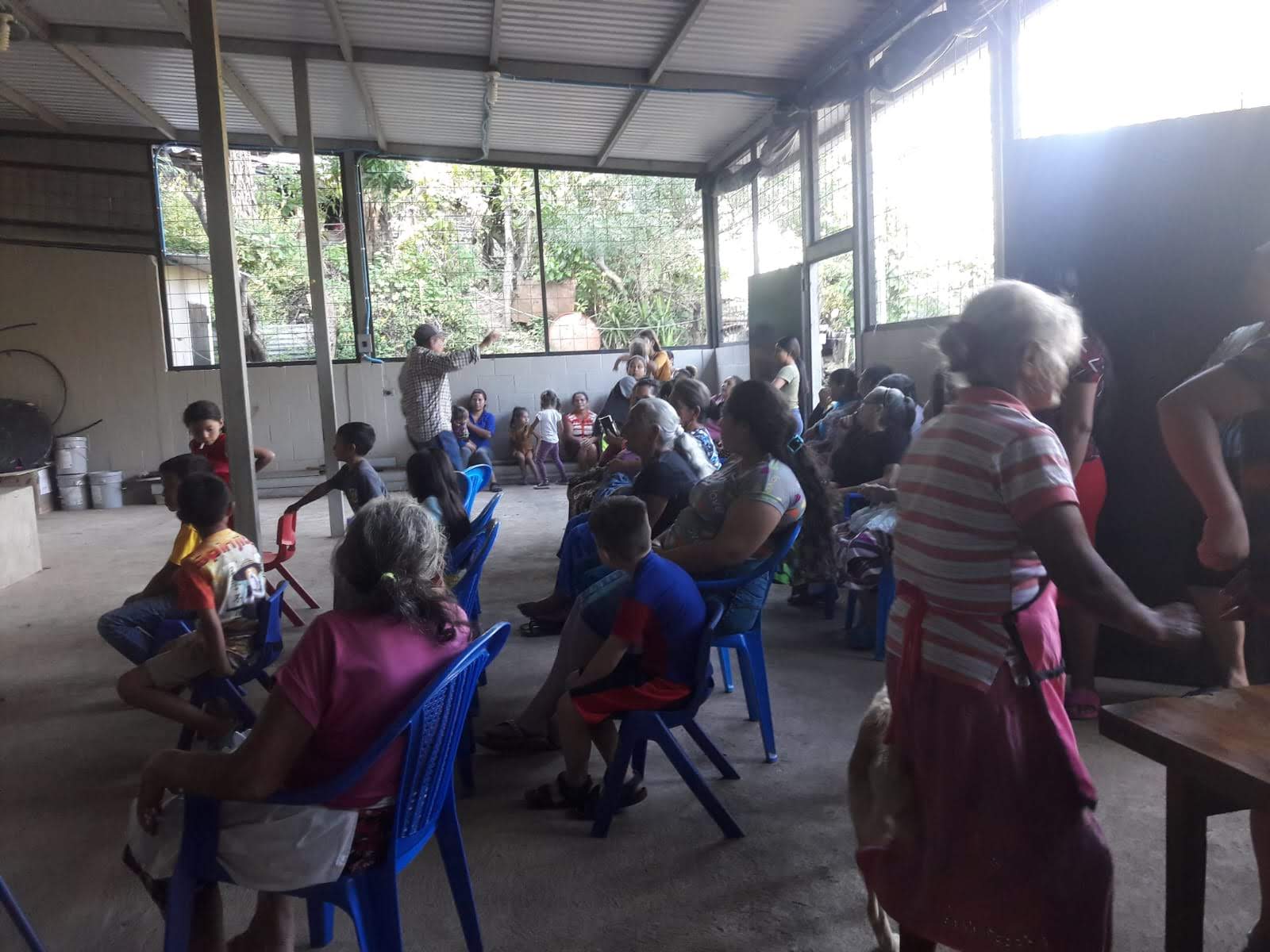 ACOMUDT participó en el acompañamiento a la comunidad las Perla de Oriente en celebración navideña