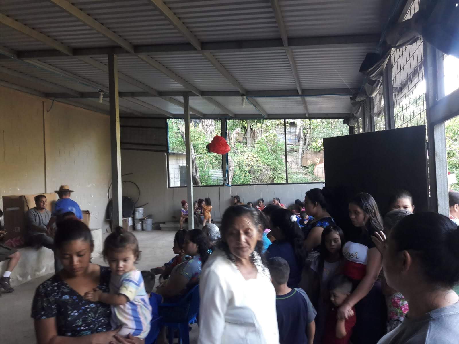 ACOMUDT participó en el acompañamiento a la comunidad las Perla de Oriente en celebración navideña